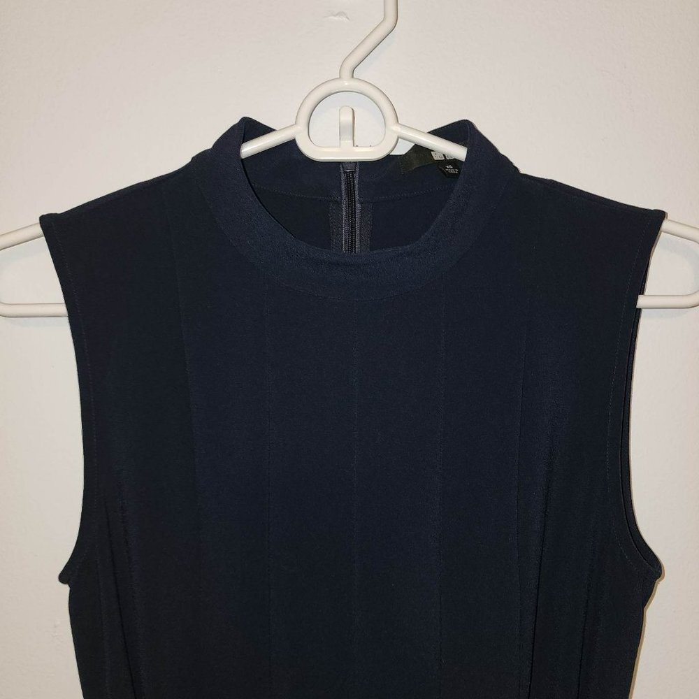 EUC Uniqlo Sleeveless Mock-Neck Dress in Navy - Picture 5 of 6